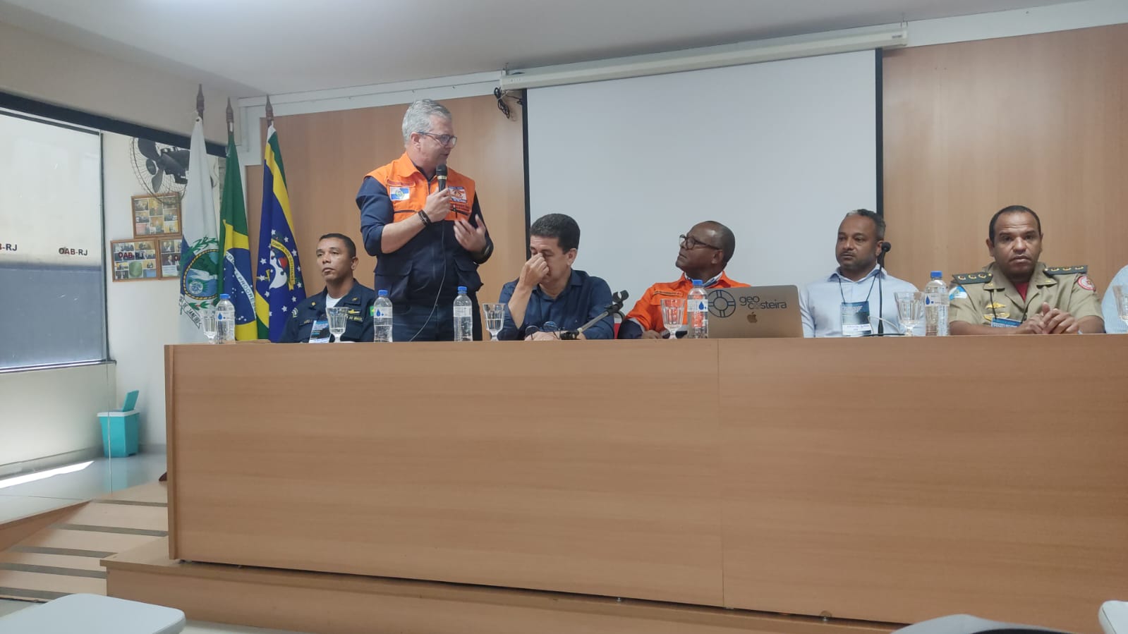 DEFESA CIVIL ESTADUAL PARTICIPA DE WORKSHOP SOBRE EROSÃO COSTEIRA