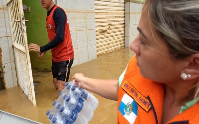 Chuvas: Defesa Civil do Estado e Corpo de Bombeiros atuam nas regiões Norte e Noroeste